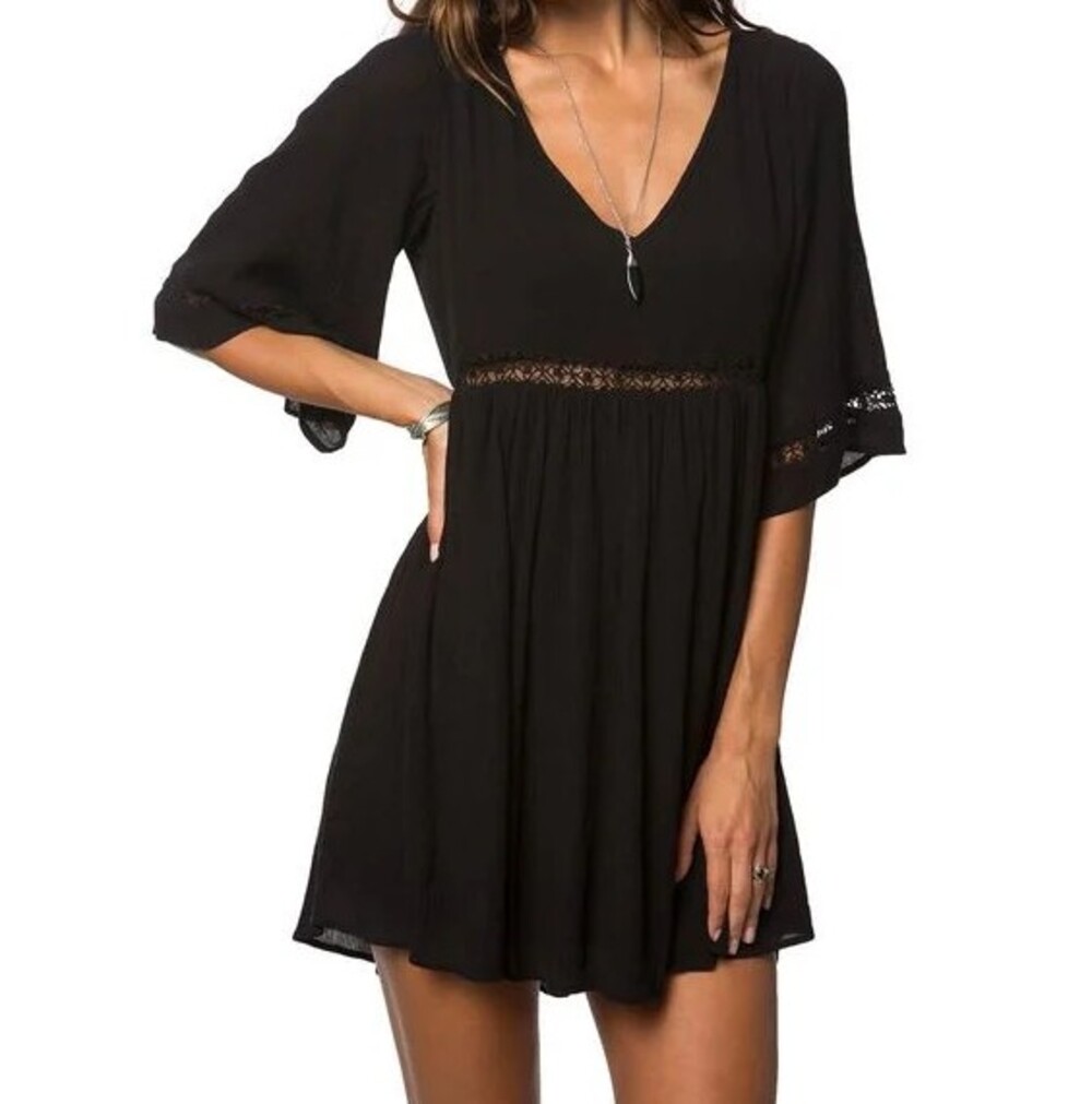 Black V‑Neck Dress w/ Lace Waist & Sleeve Insets — Fully Lined Size Medium